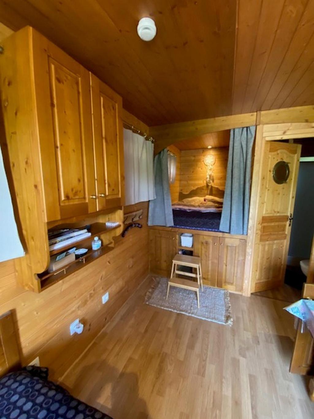 Le Domaine Des Droles De Dames Pension Buding Buitenkant foto